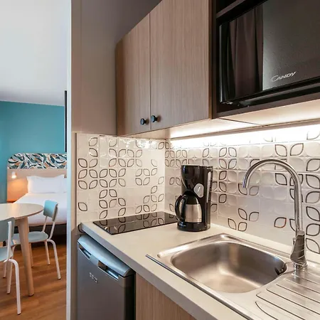 Adagio Access La París