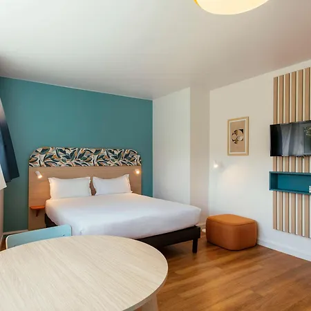 Adagio Access La Apartahotel 3*