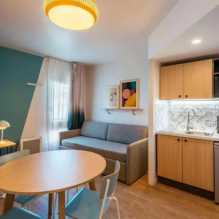 Apartahotel Adagio Access La París