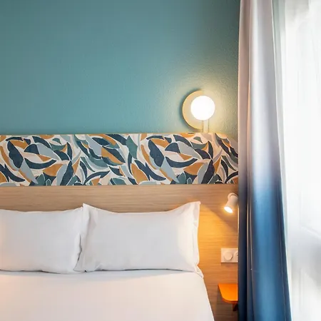 Adagio Access La Apartahotel 3*