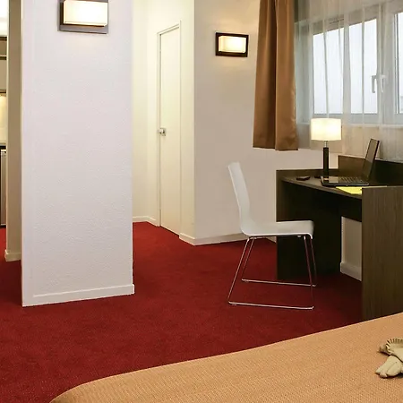 Apartahotel Adagio Access La 3*