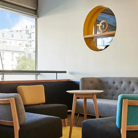 Adagio Access La Aparthotel 3*