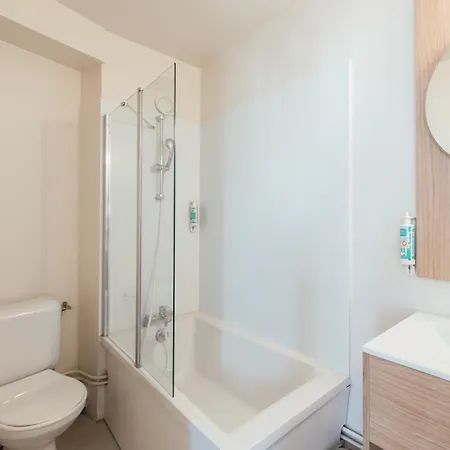 Adagio Access La Aparthotel 3*