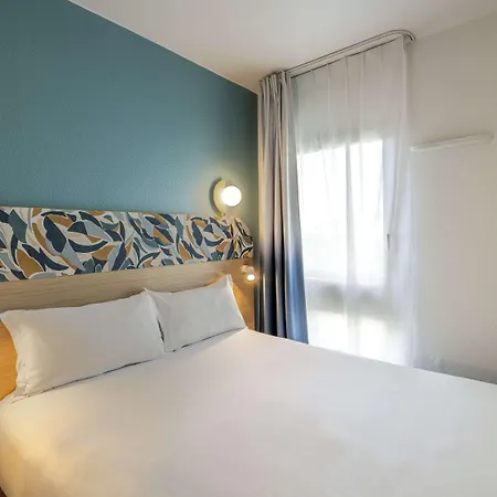 Adagio Access La Aparthotel 3*
