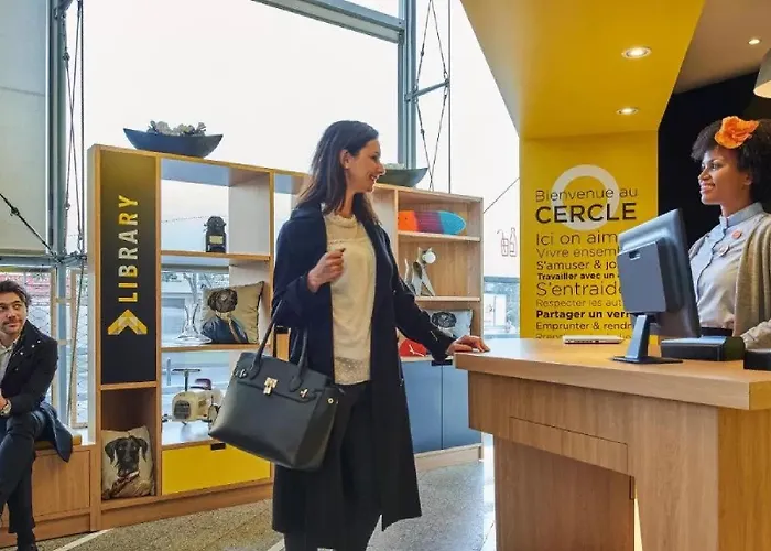 Adagio Access La Париж