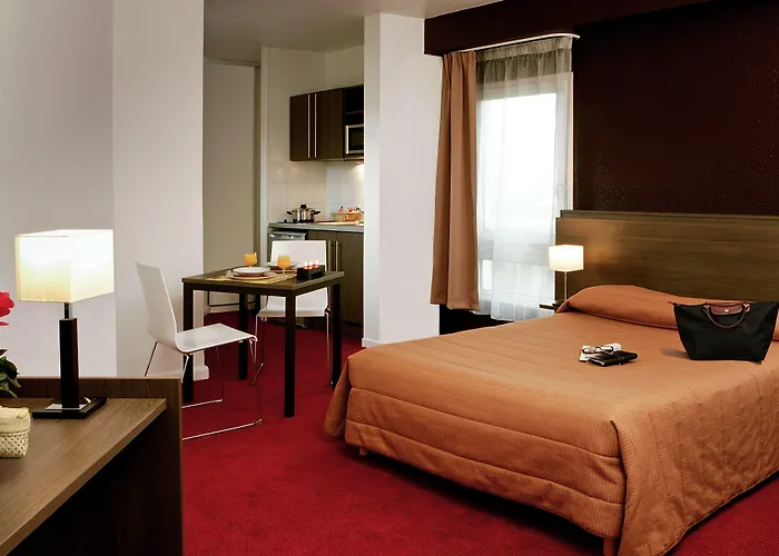 Апарт-отель Adagio Access La 3*