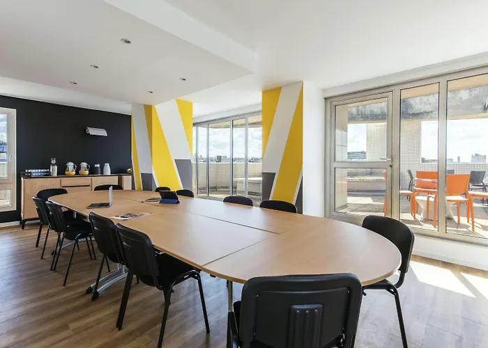 Adagio Access La 3* Париж