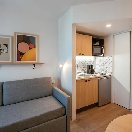 شقة فندقية أداغيو أكسيس لا فيلليت الفندقية بخدمة ذاتية 3*